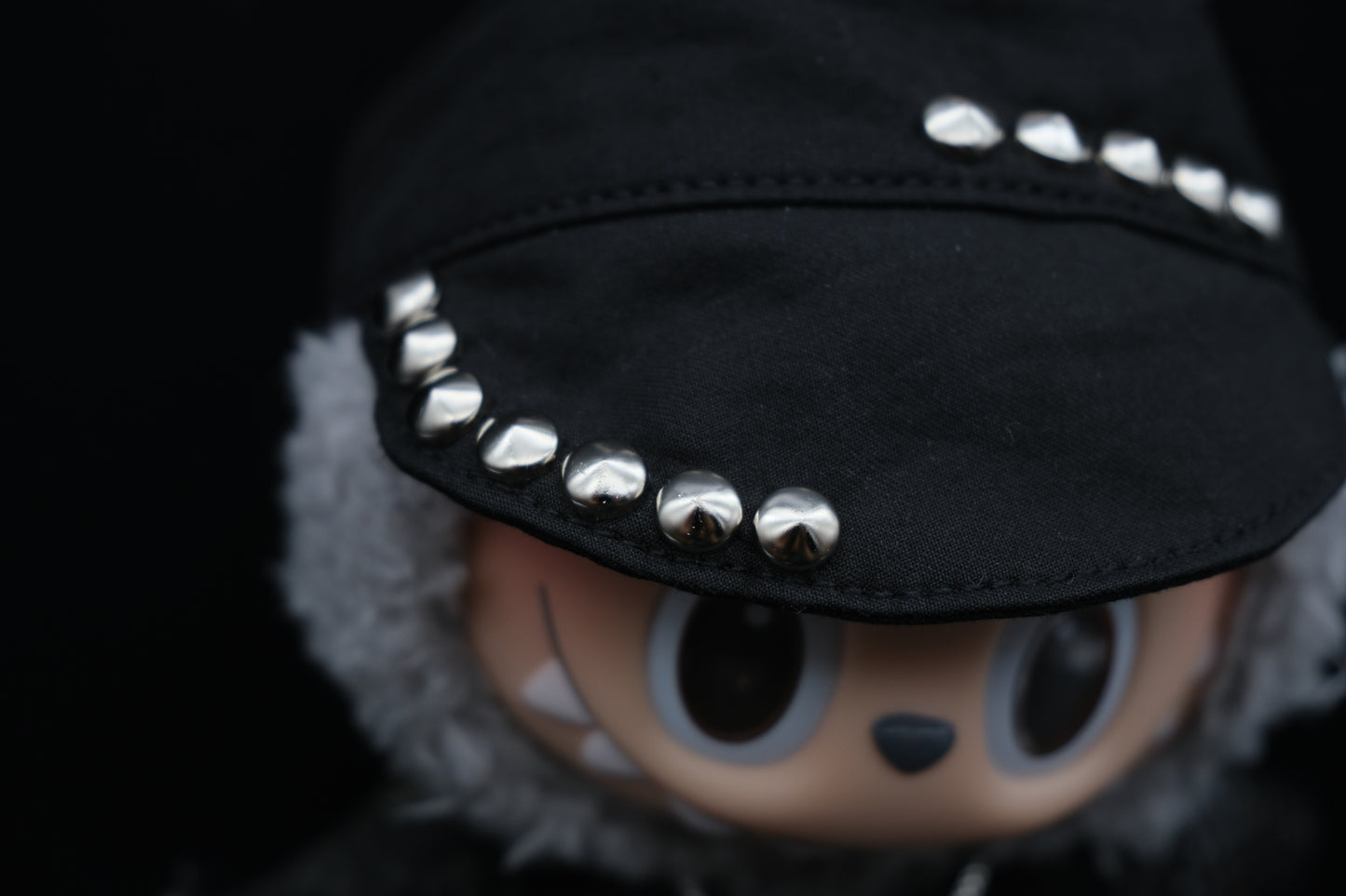 details of labubu's punk hat